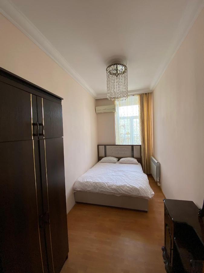 Cozy Old Apartment *